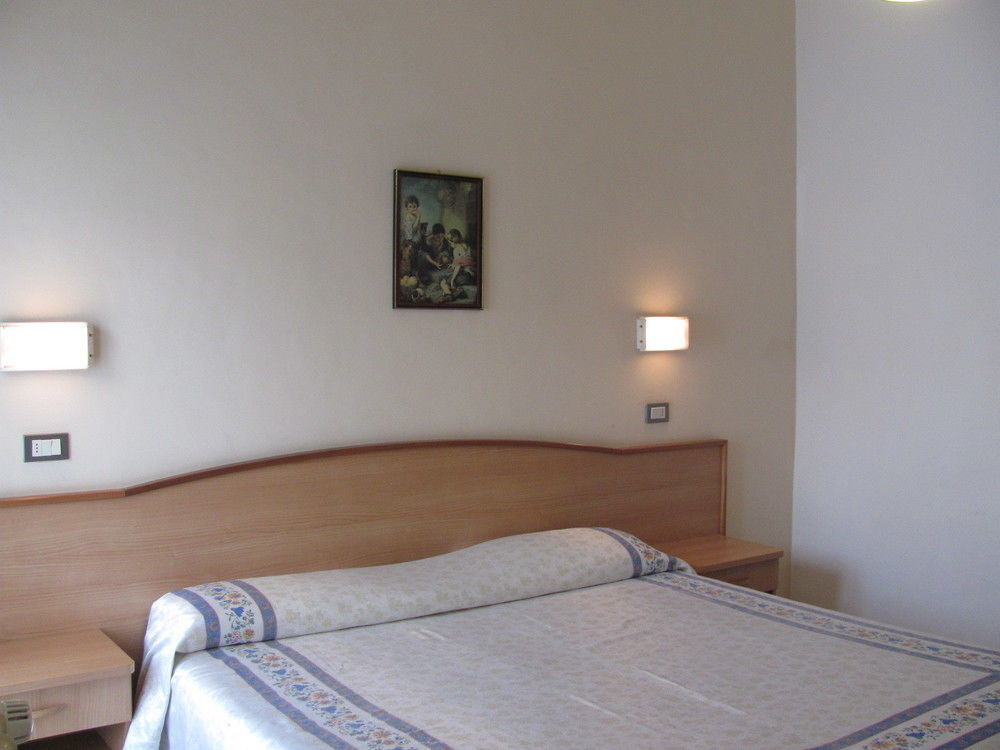 Albergo Moretti Senigallia Exterior photo
